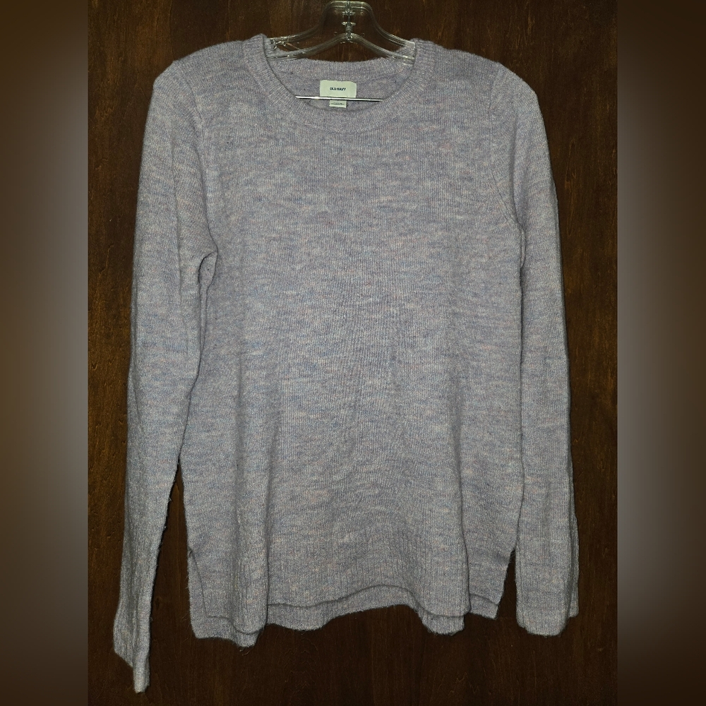 Light purple old navy sweater. Size small.